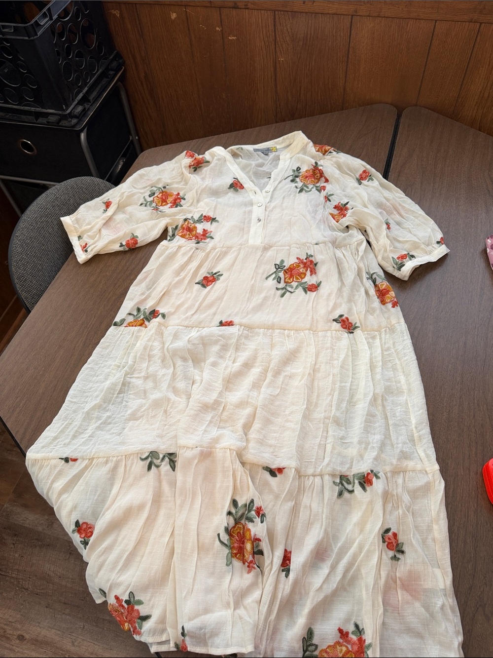 Women’s White Floral Maxi Dress with V-Neck